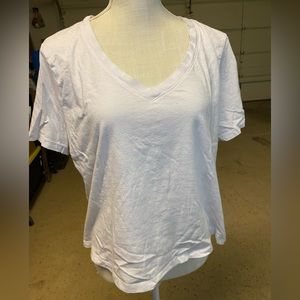 White Forever 21+ Basic shirt